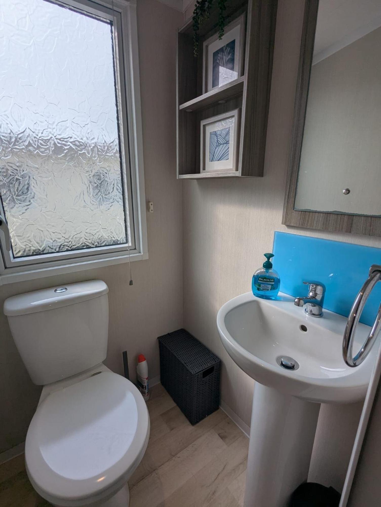 Beautifully Presented Dog Friendly Caravan On Very Popular Littlesea Holiday Haven Park Weymouth Wyke Regis Luaran gambar