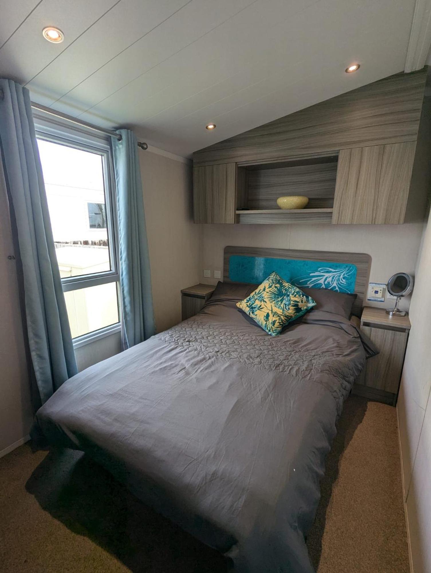 Beautifully Presented Dog Friendly Caravan On Very Popular Littlesea Holiday Haven Park Weymouth Wyke Regis Luaran gambar